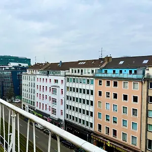 https://aparthouse-graf-adolf.topcolognehotels.com