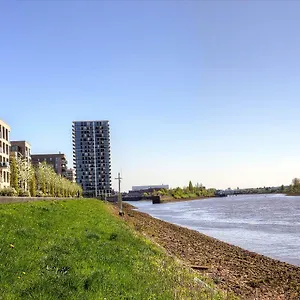 https://plenus-riverloft.hotelsinbremen.net