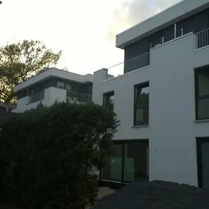 https://house-in-cologne.topcolognehotels.com